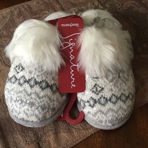"Dearform" House Slippers!  NWT.